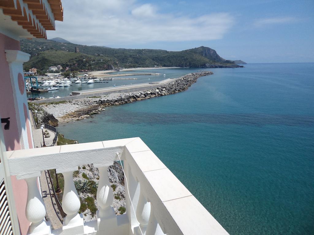 Albergo Tirreno Marina di Camerota Ruang foto