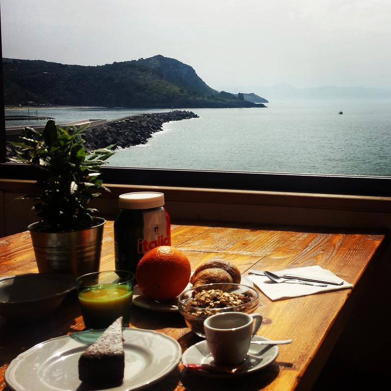 Albergo Tirreno Marina di Camerota Bagian luar foto