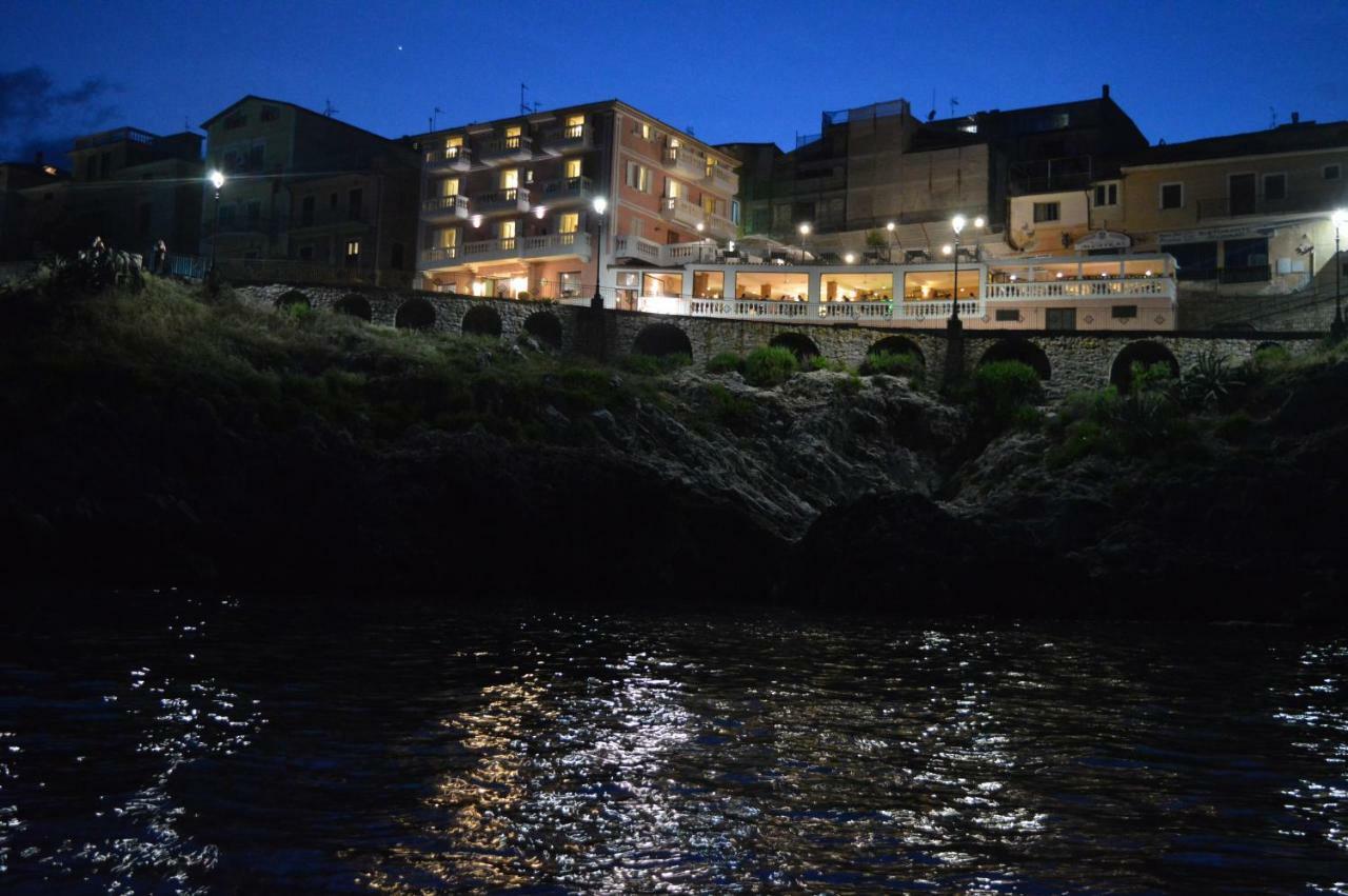 Albergo Tirreno Marina di Camerota Bagian luar foto